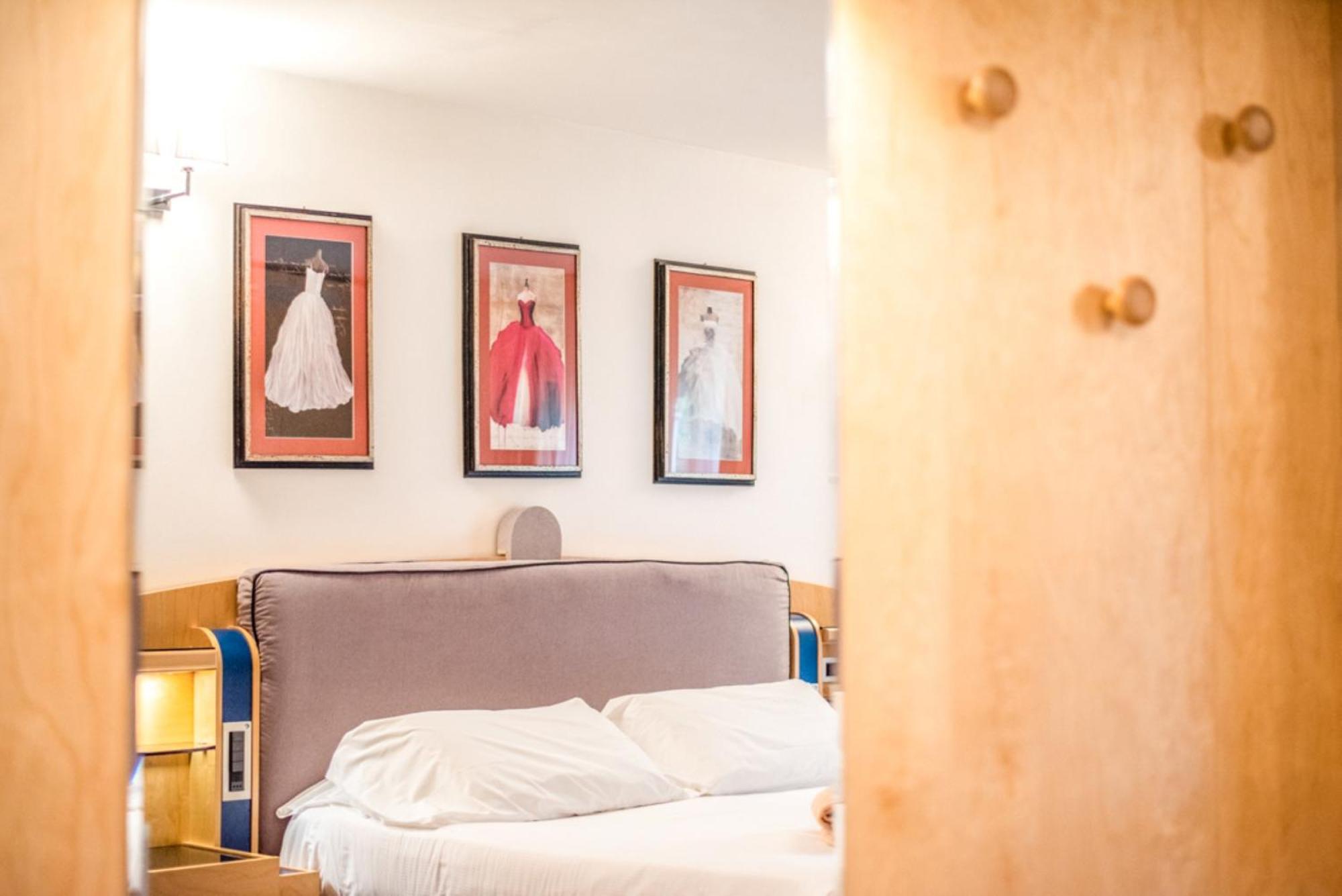 Hotel Riva Degli Etruschi Сан Винченцо Екстериор снимка